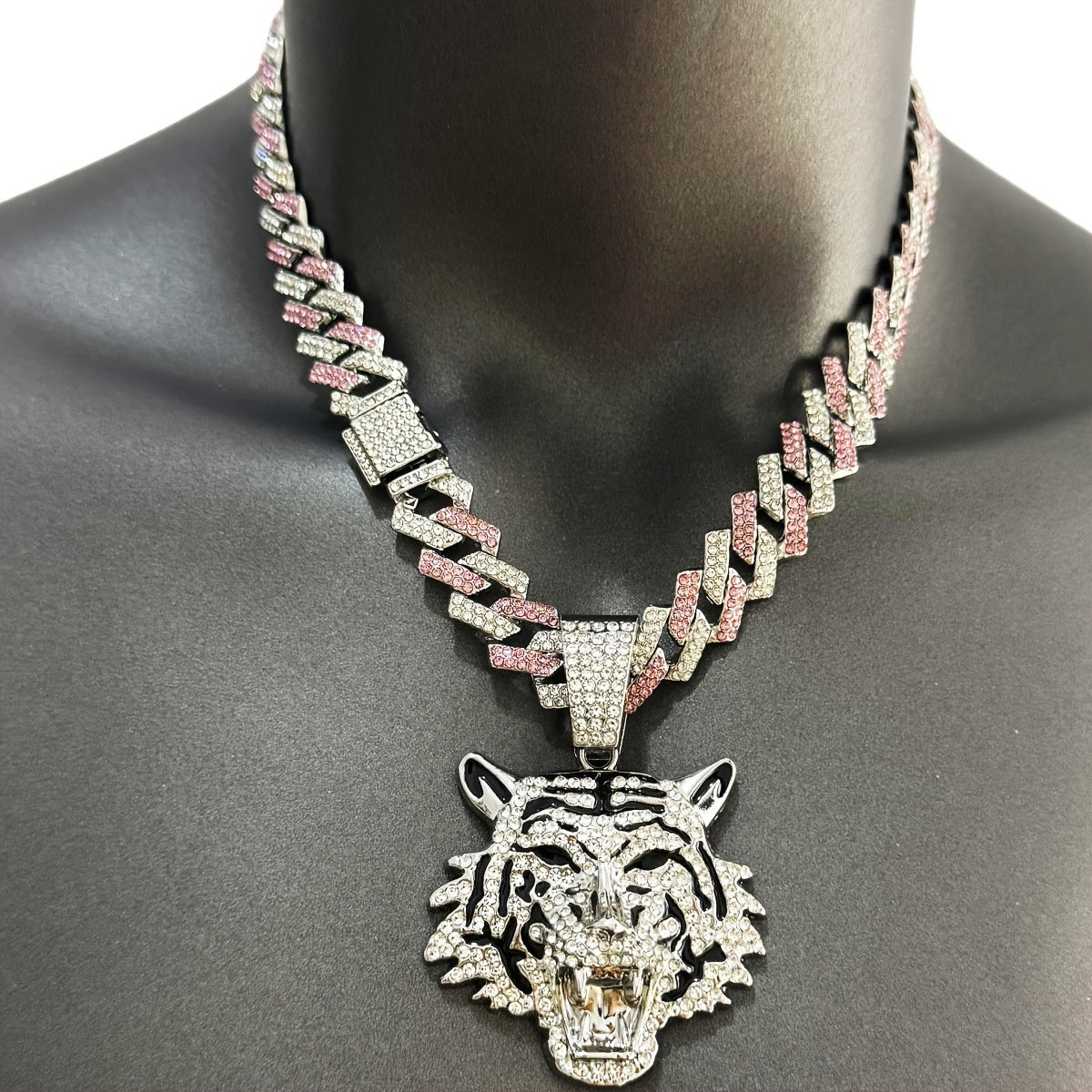 Curaçao cool full diamond Necklace
