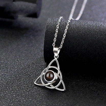 Curaçao 925silver 100language necklace
