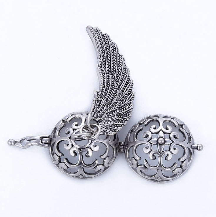 Curaçao Angel wings necklace