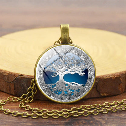 Curaçao celtic tree time Necklace