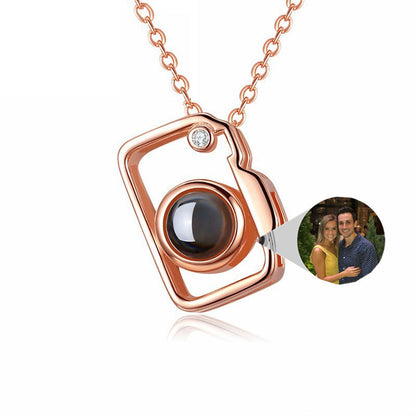 Curaçao camera shaped necklace