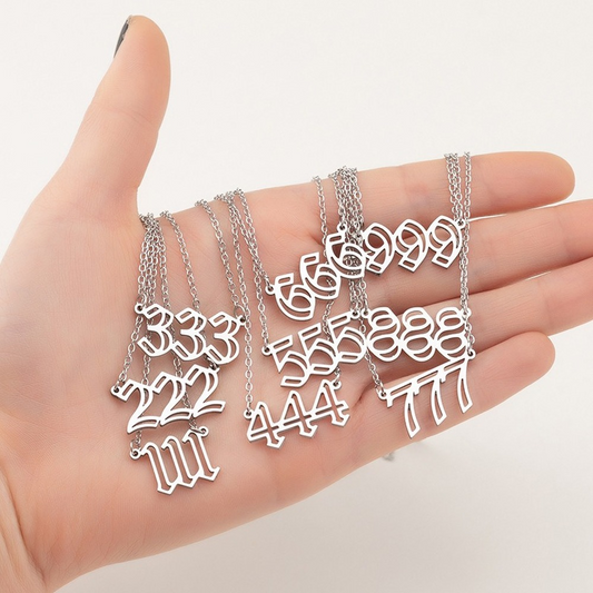 Fashion Vintage Double Cutout Number Necklace