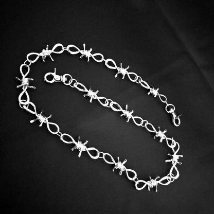 Curaçao barbed wire necklace