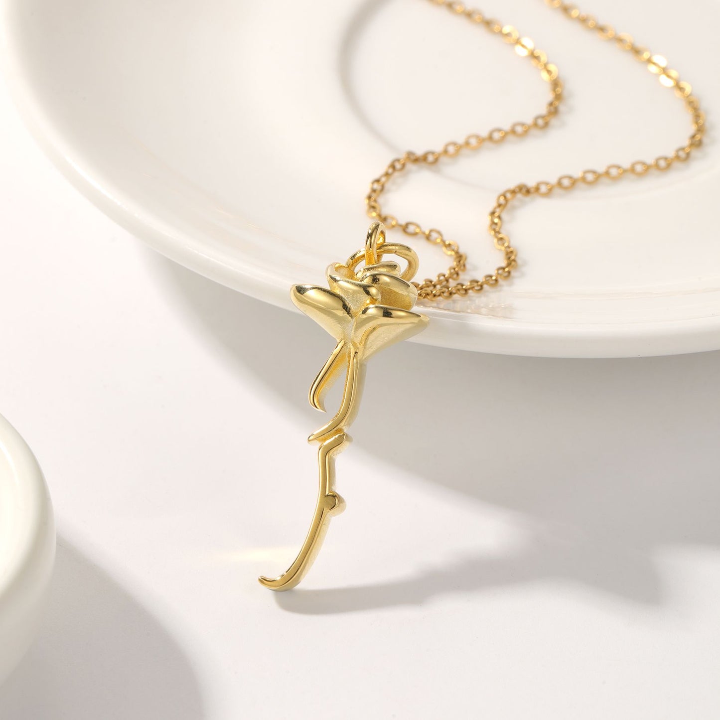 Curaçao alloy necklace