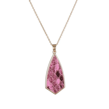 Trendy Leopard Print Abalone Character Necklace