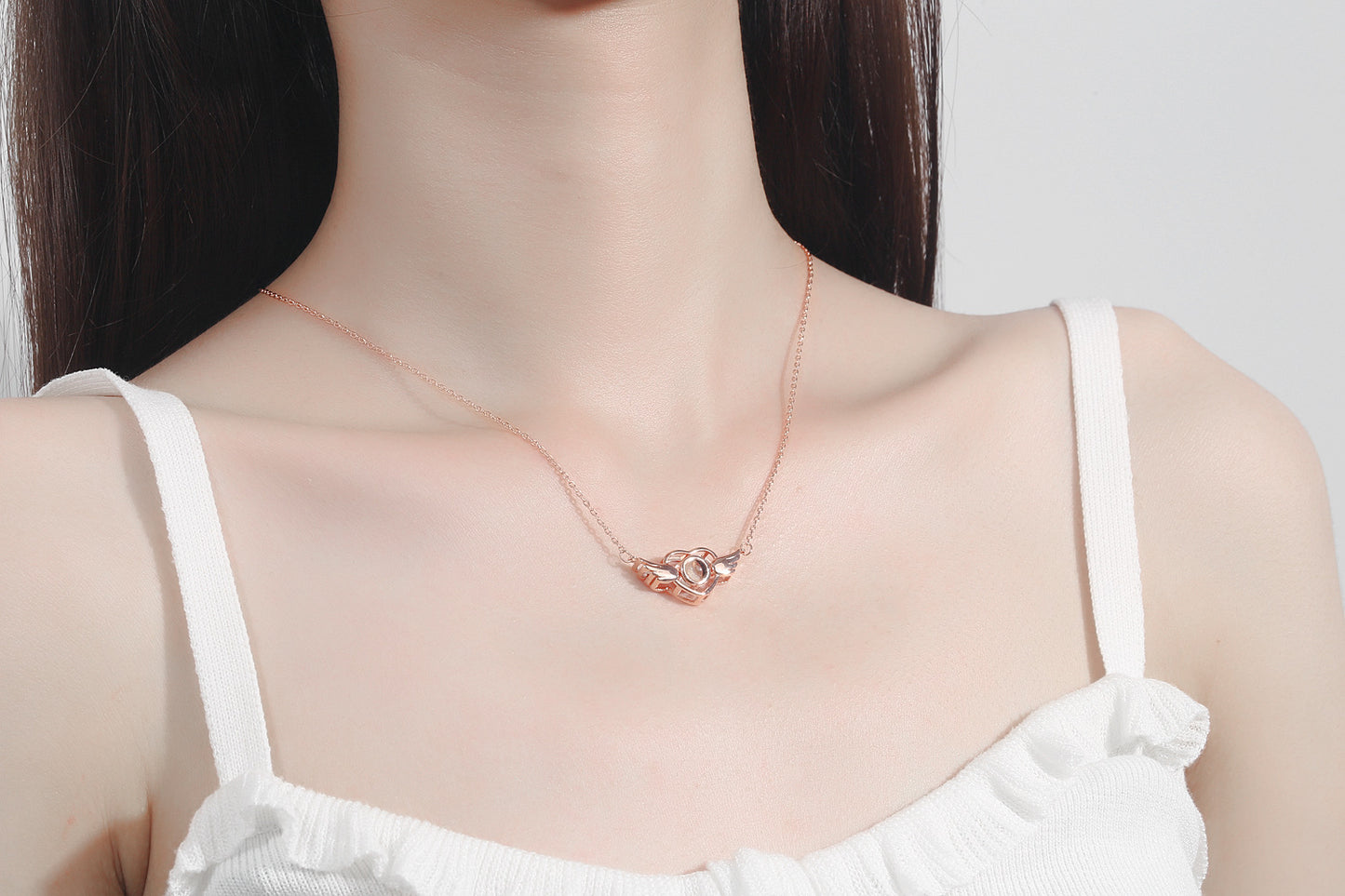 Curaçao Angel wings necklace