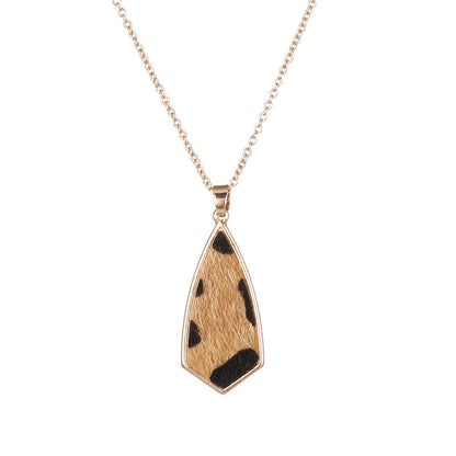 Trendy Leopard Print Abalone Character Necklace