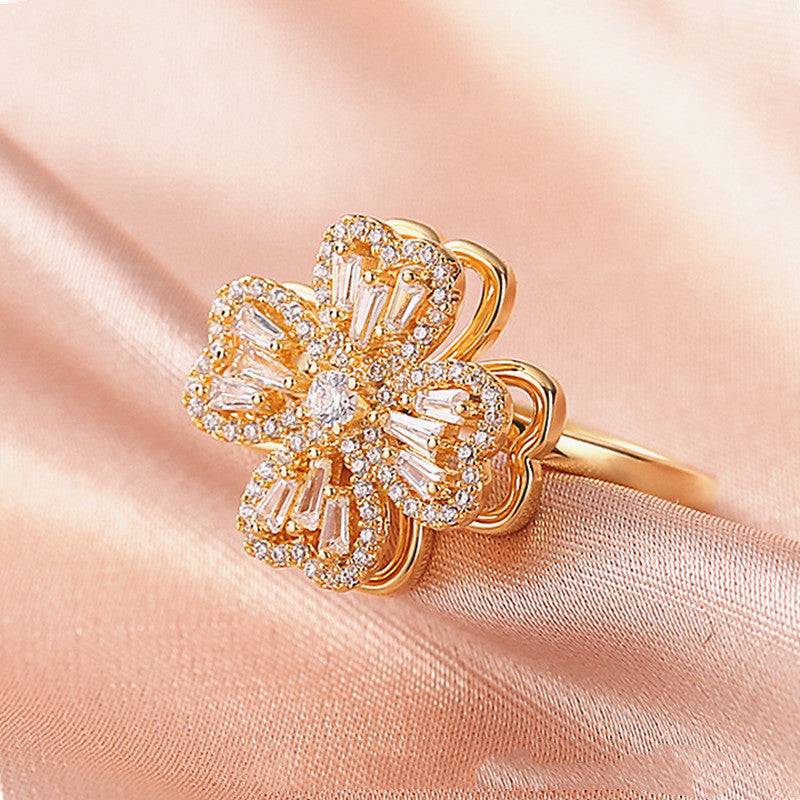 Curaçao copper rotating ring