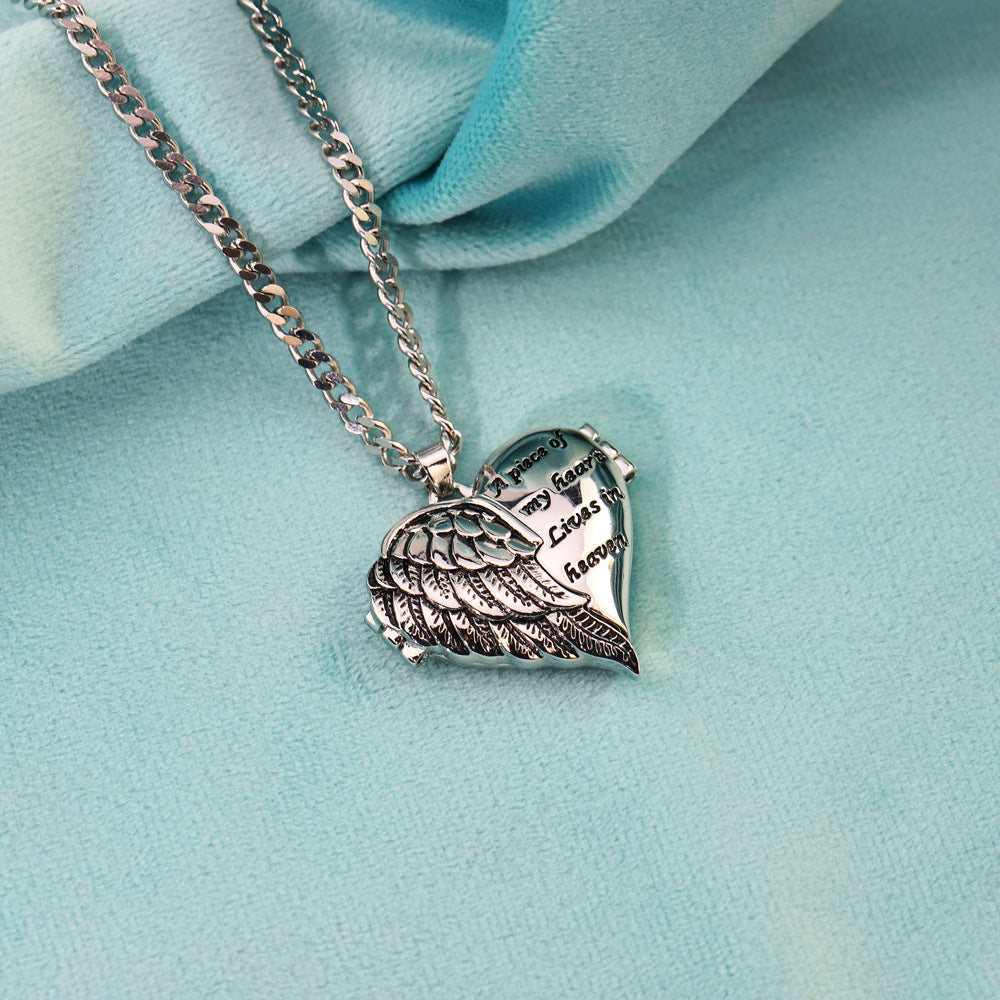 Curaçao Heart color printable Necklace