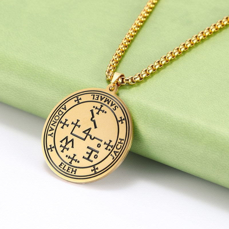 Curaçao Angel pendant necklace