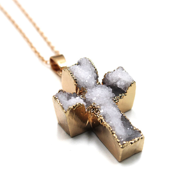 Curaçao Crystal tooth necklace