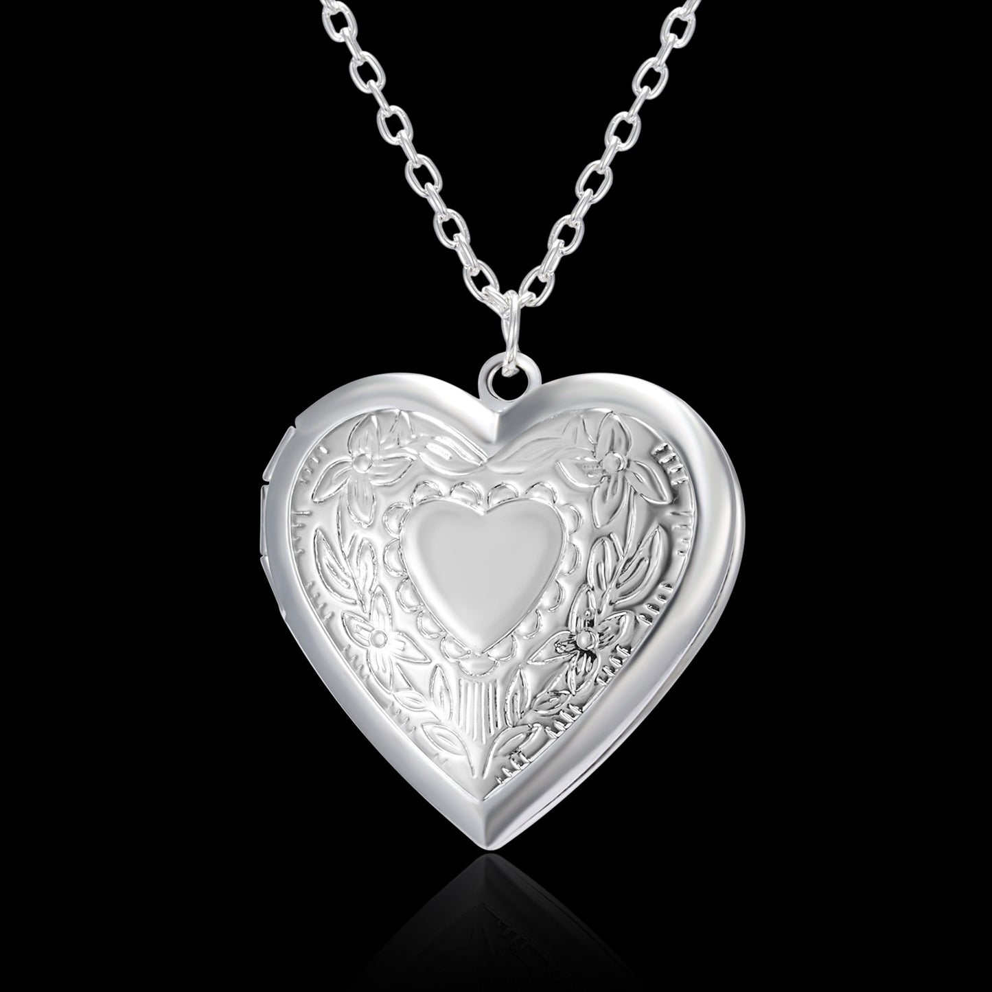 Curaçao Heart carved design Necklace