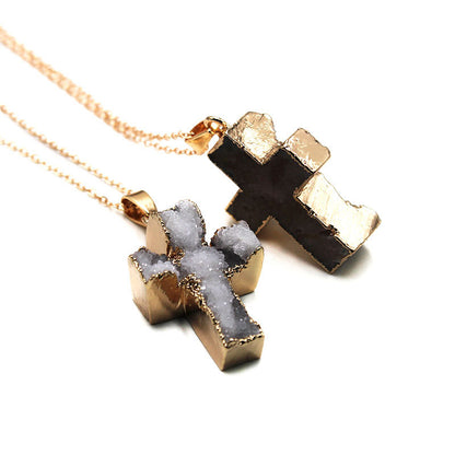 Curaçao Crystal tooth necklace
