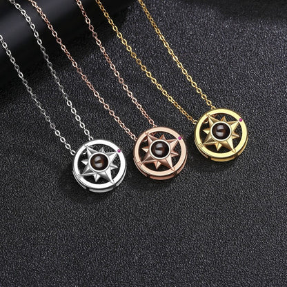 Curaçao Compass necklace