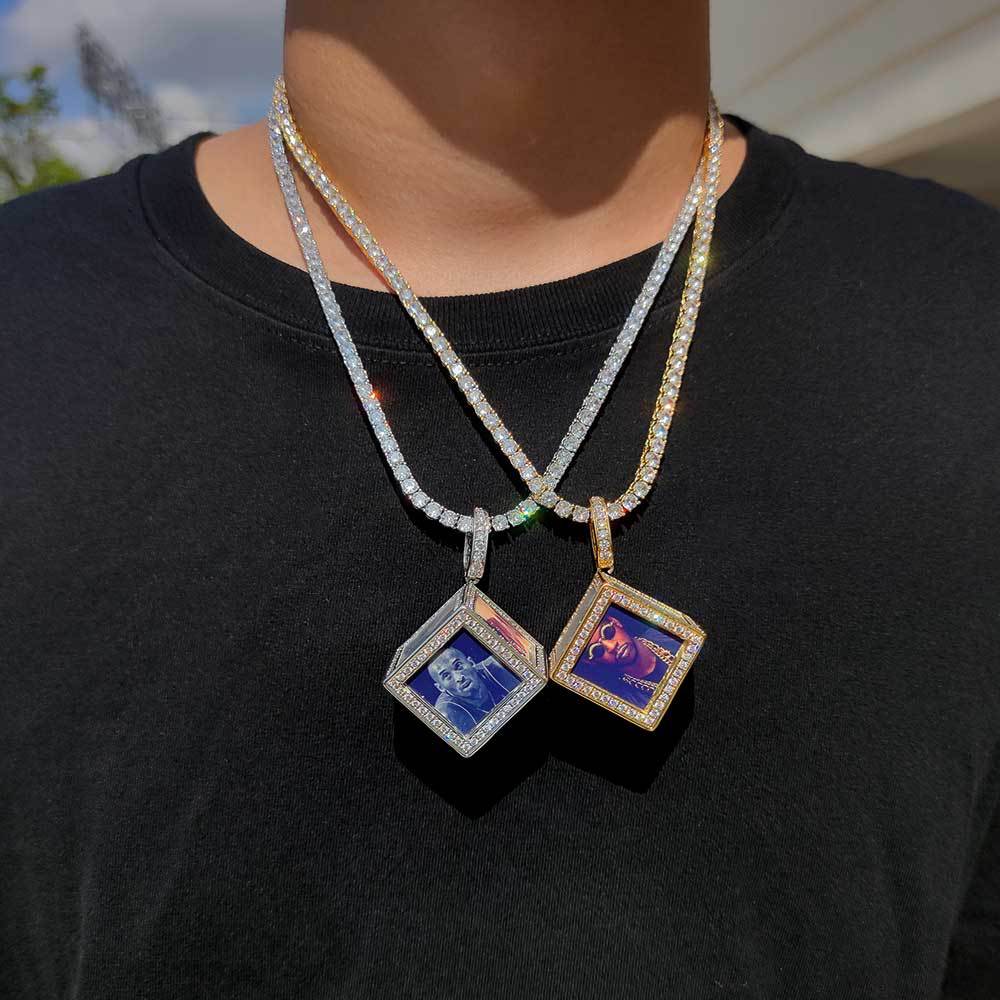 Curaçao cube memory pendant Necklace