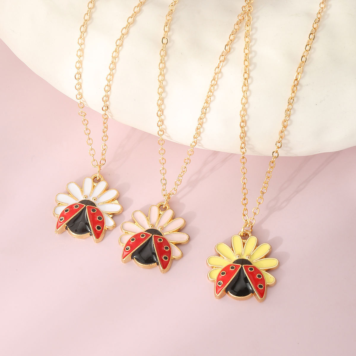 Curaçao childrens pastoral style Necklace