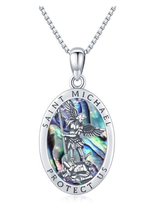 Curaçao Shell Abalone Saint Necklace