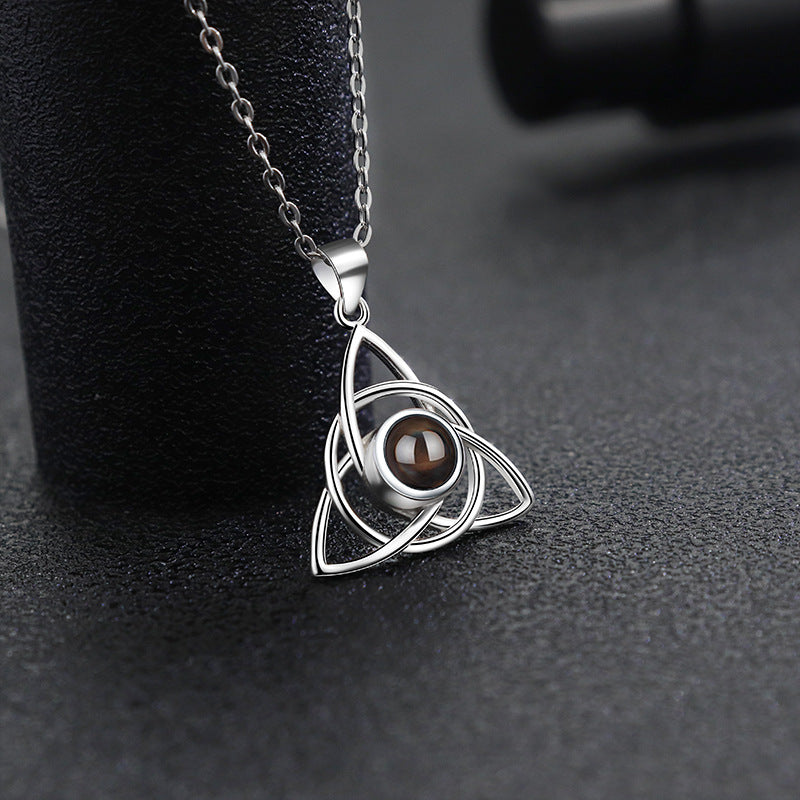 Curaçao 925silver 100language necklace